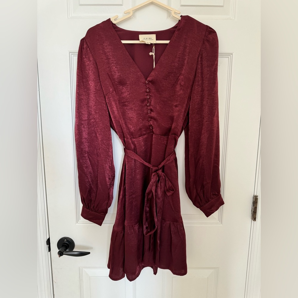 Vici Pick of the Patch Long Sleeve Satin Dress size small